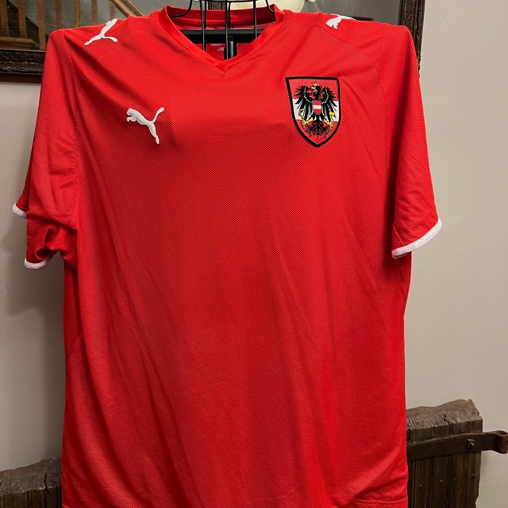 Puma Austria Soccer/Football Jersey Size XL.  In good condition
